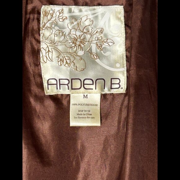 ARDEN B Faux Leather Short-Sleeve Cropped Brown Jacket Size M - Picture 3 of 4